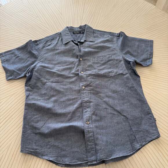 Nautica Men's Blue Short Sleeve Button Up Shirt - Picture 1 of 5